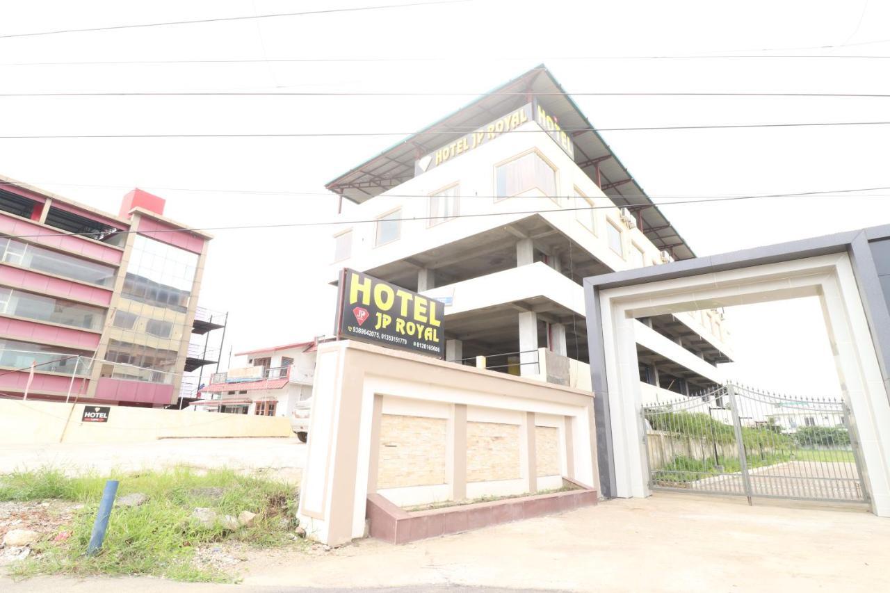 Hotel Jp Royal Dehradun Exterior photo